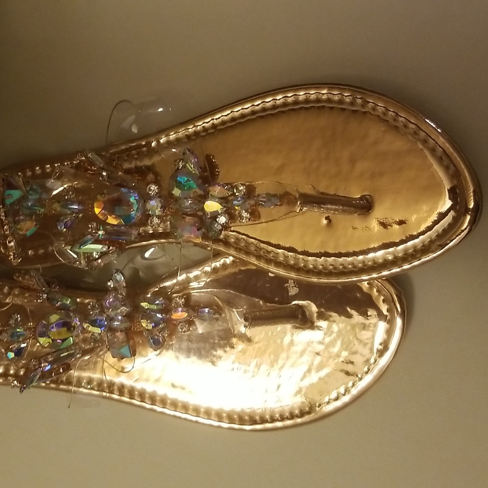 Fashion Nova Sandals - Picture 5 of 5